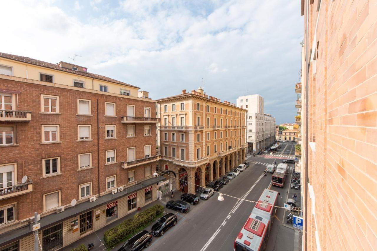 Апартаменты Housmart Milazzo 5 Болонья Экстерьер фото